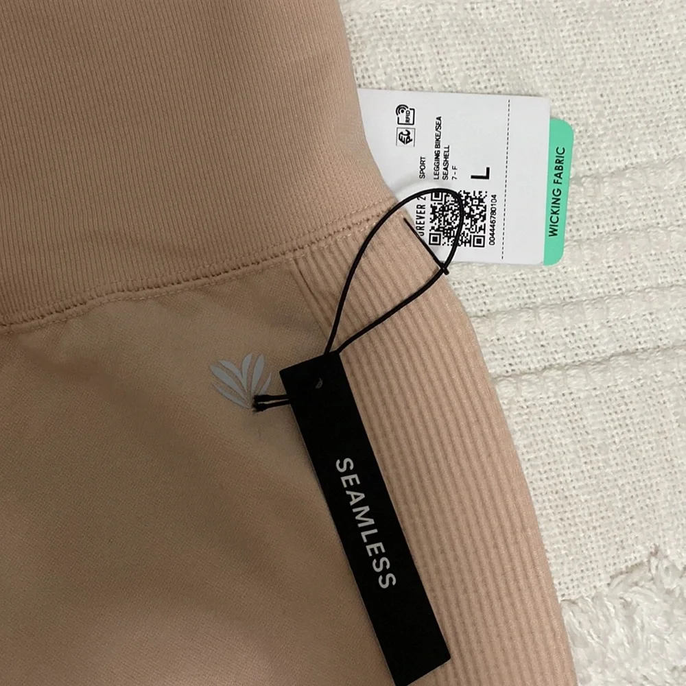 NWT forever 21 biker shorts - Picture 2 of 5